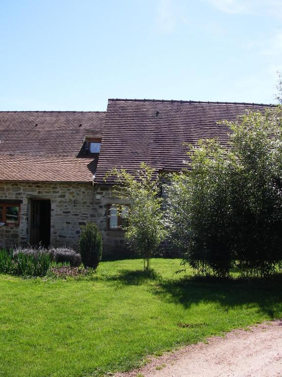 Le Trot'In Chair Bed & Breakfast Martigny-le-Comte Bagian luar foto